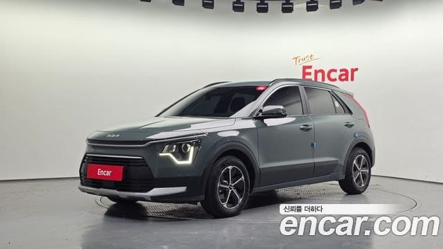 Kia Niro — фото 1