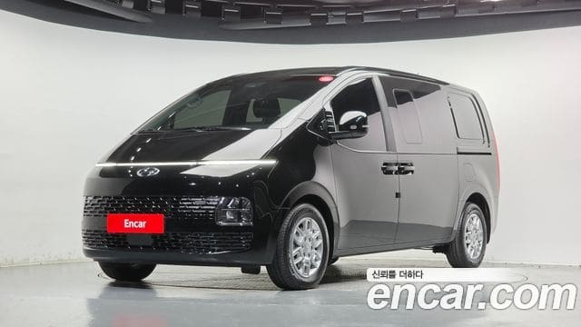 Hyundai Staria — фото 1