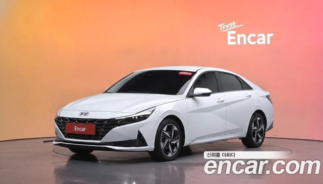 Hyundai Avante — фото 1