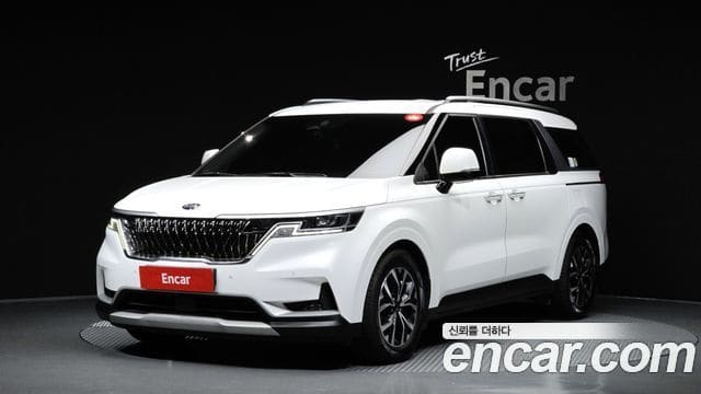 Kia Carnival — фото 1
