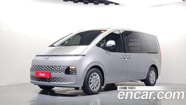 Hyundai Staria — фото 1