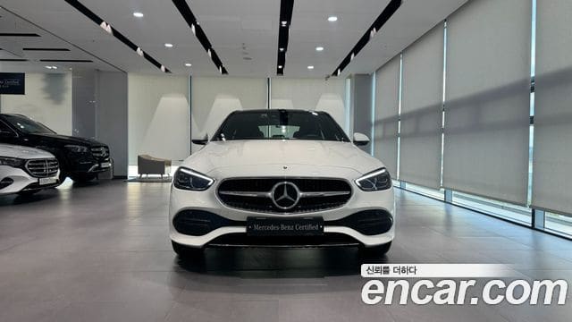 Mercedes-Benz C-Class — фото 1