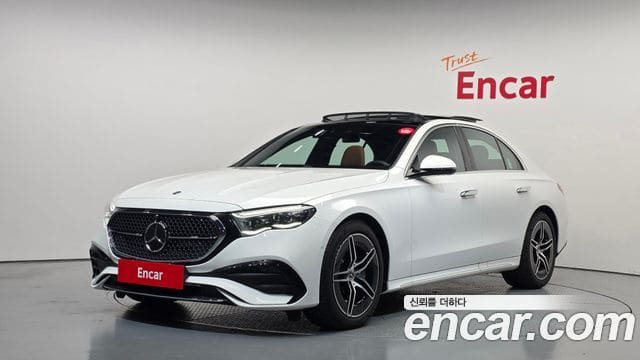Mercedes-Benz E-Class — фото 1