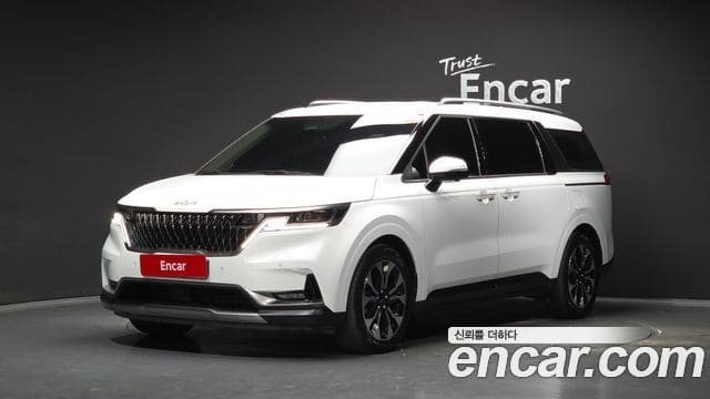 Kia Carnival — фото 1