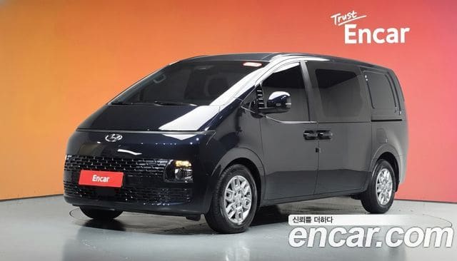 Hyundai Staria — фото 1