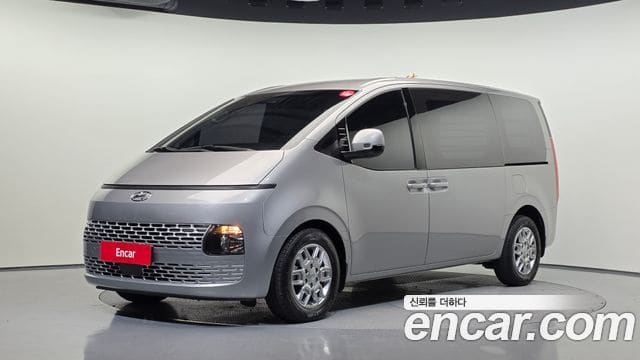 Hyundai Staria — фото 1