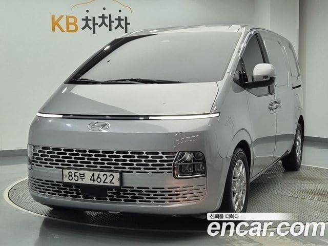 Hyundai Staria — фото 1