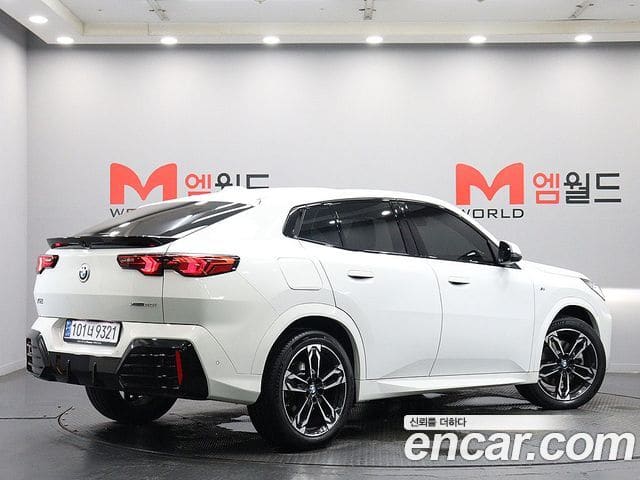 BMW X2 — фото 1