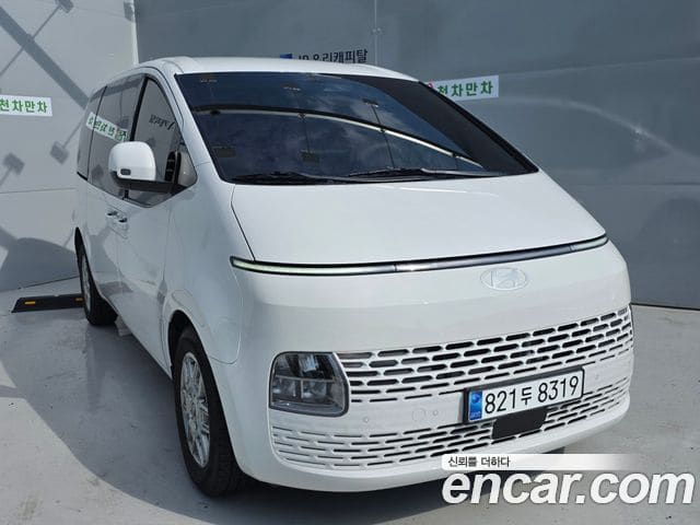 Hyundai Staria — фото 1