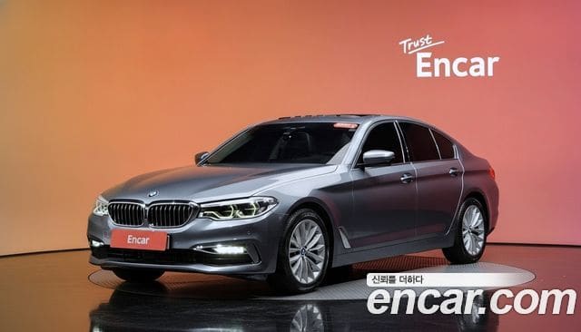 BMW 5 Series — фото 1