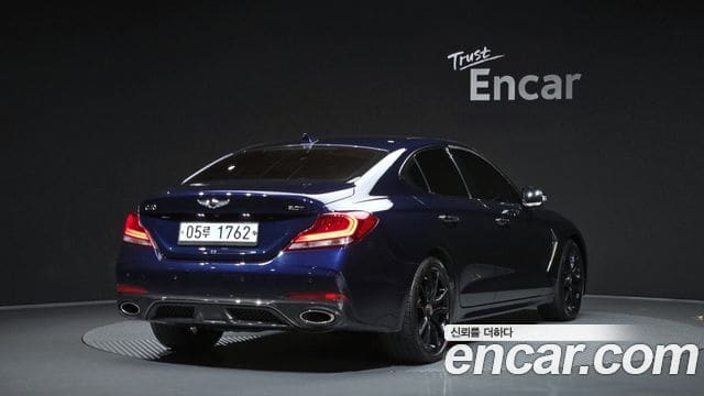 Genesis G70 — фото 1