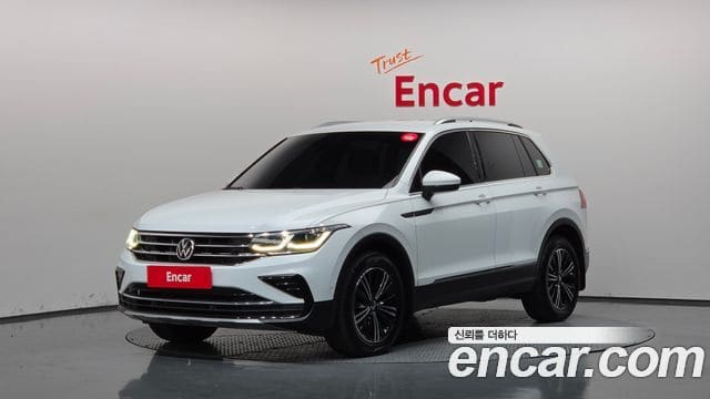 Volkswagen Tiguan — фото 1