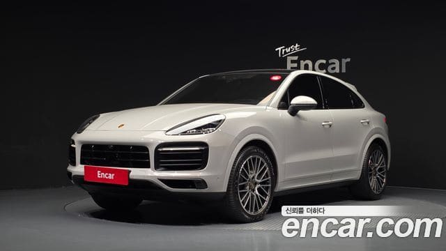 Porsche Cayenne — фото 1