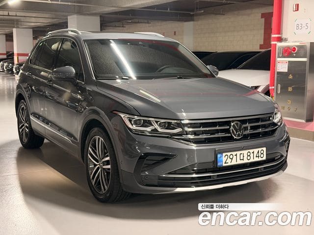 Volkswagen Tiguan — фото 1