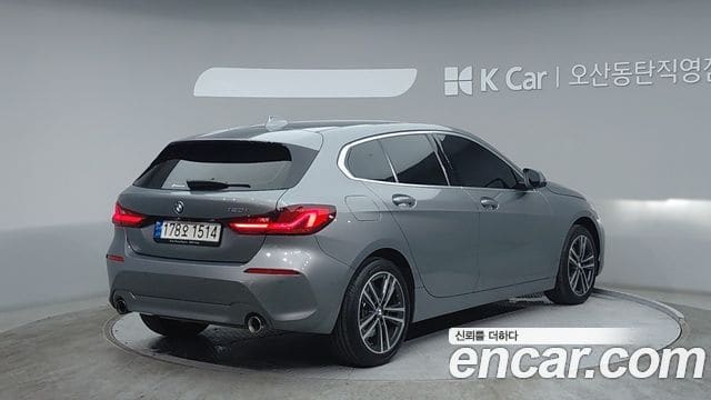 BMW 1 Series — фото 1