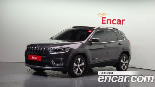 Jeep Cherokee — фото 1