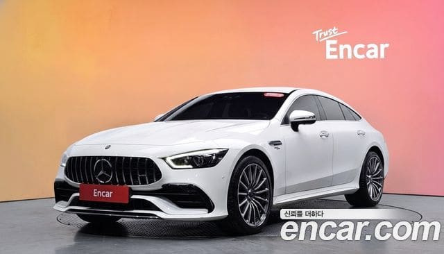 Mercedes-Benz AMG GT — фото 1