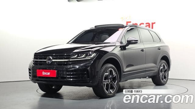 Volkswagen Touareg — фото 1