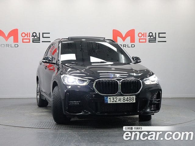 BMW X1 — фото 1