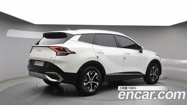 Kia Sportage — фото 1