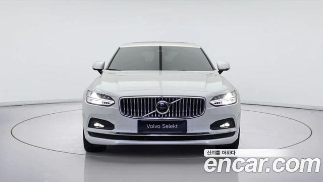 Volvo S90 — фото 1