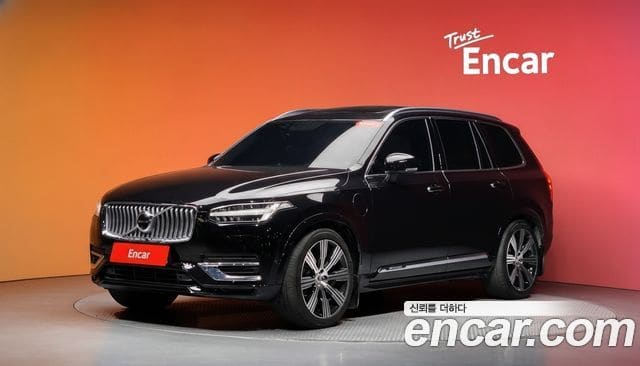 Volvo XC90 — фото 1