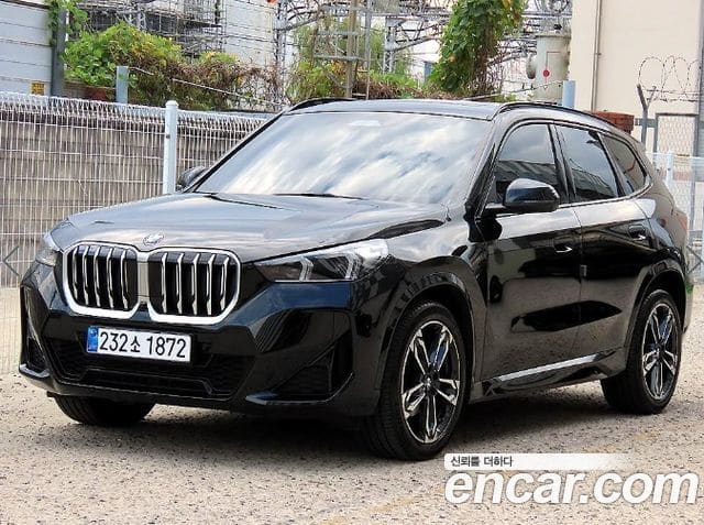 BMW X1 — фото 1