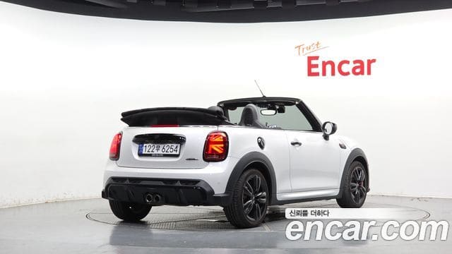 Mini Cooper S Convertible — фото 1