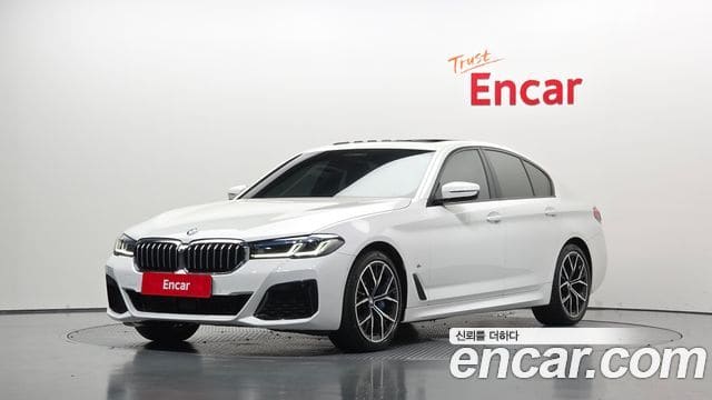 BMW 5 Series — фото 1