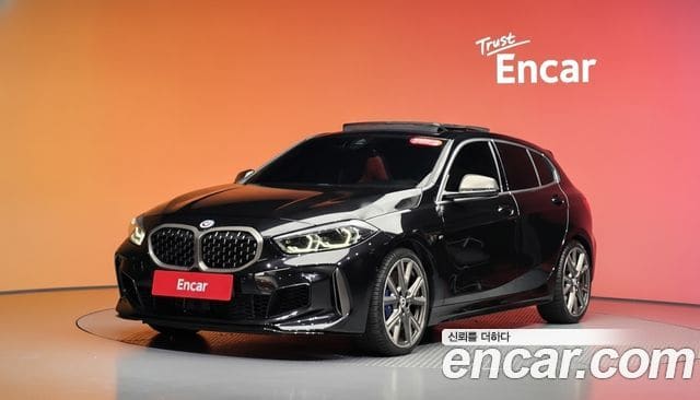BMW 1 Series — фото 1