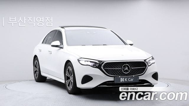 Mercedes-Benz E-Class — фото 1