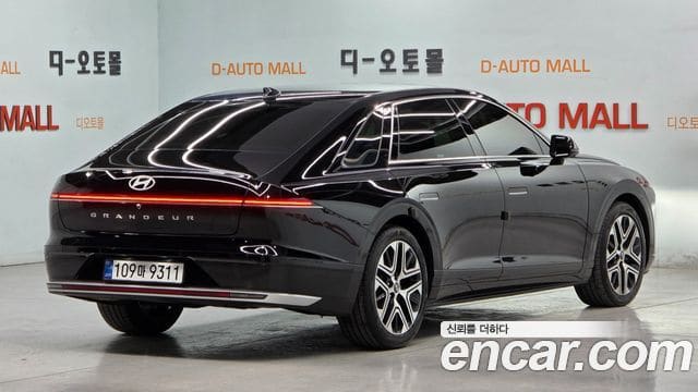 Hyundai Grandeur — фото 1