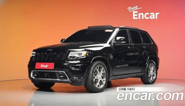 Jeep Grand Cherokee — фото 1