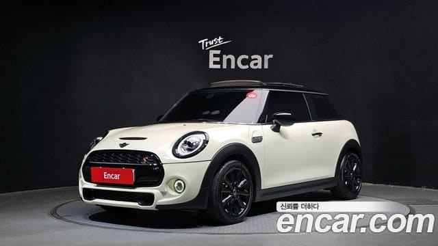 Mini Cooper S — фото 1