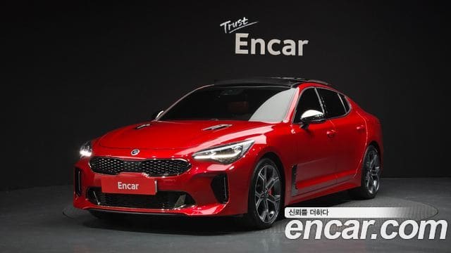Kia Stinger — фото 1