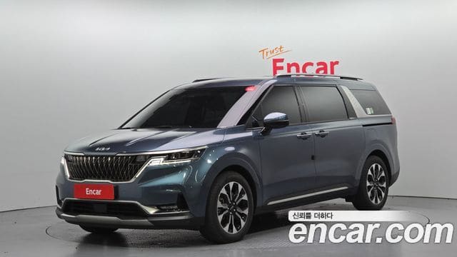 Kia Carnival — фото 1