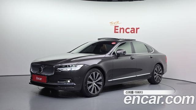 Volvo S90 — фото 1