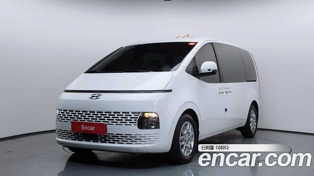 Hyundai Staria — фото 1