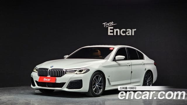 BMW 5 Series — фото 1