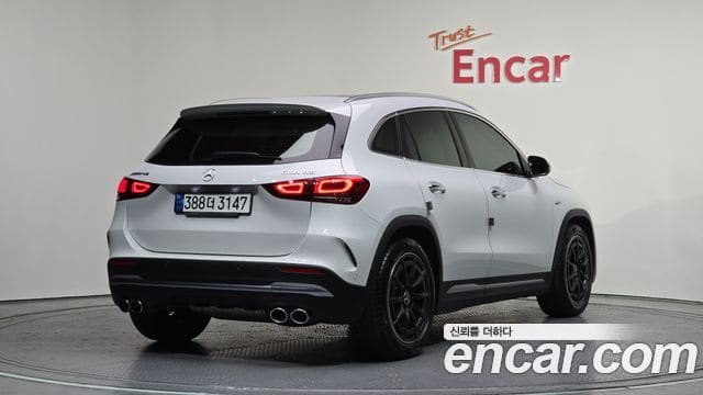 Mercedes-Benz GLA-Class — фото 1
