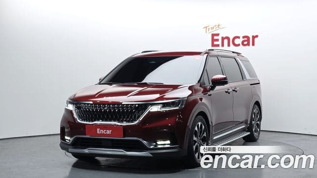 Kia Carnival — фото 1
