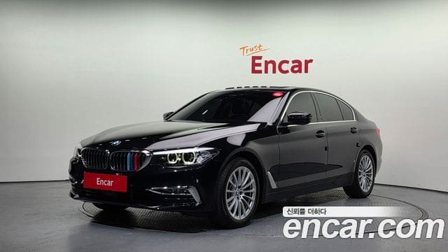 BMW 5 Series — фото 1