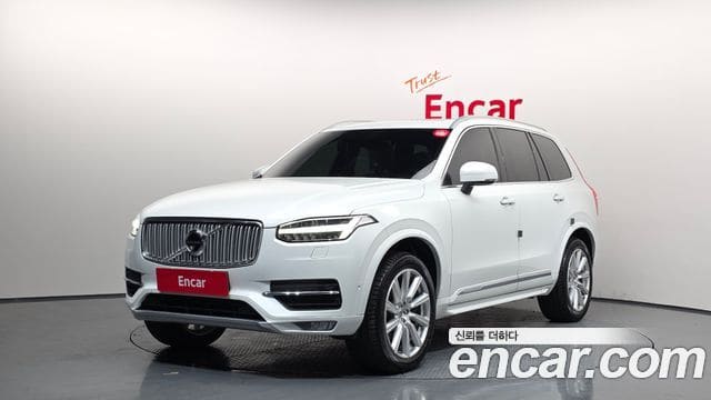 Volvo XC90 — фото 1