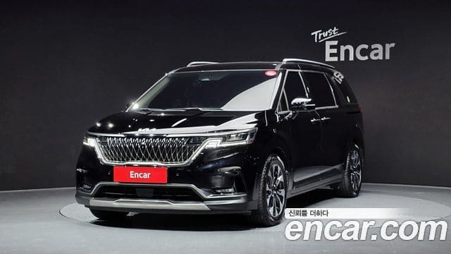 Kia Carnival — фото 1