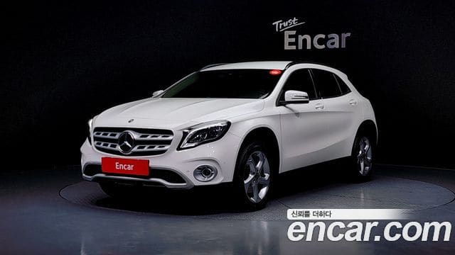 Mercedes-Benz GLA-Class — фото 1