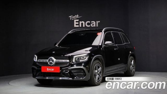 Mercedes-Benz GLB-Class — фото 1