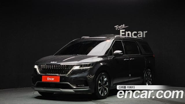 Kia Carnival — фото 1