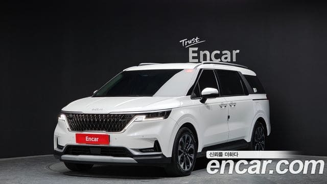 Kia Carnival — фото 1