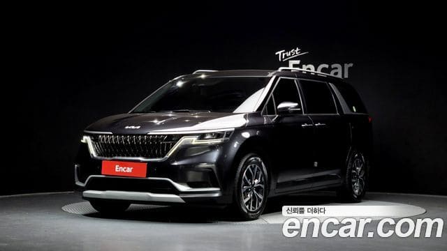 Kia Carnival — фото 1