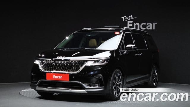 Kia Carnival — фото 1